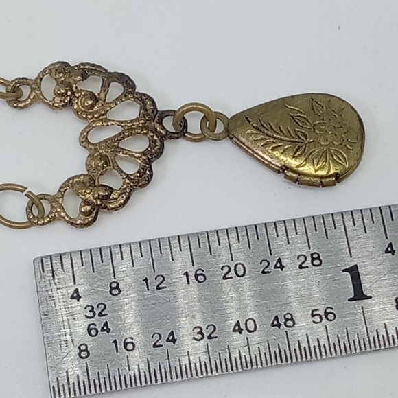 * antique vintage Edwardian tiny locket delicate twisted links necklace 18.5" - Picture 2 of 5